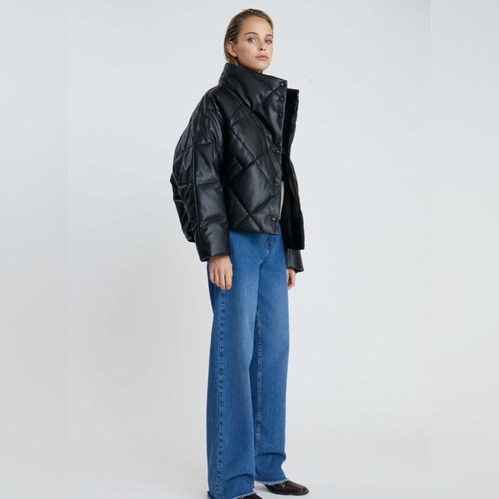 NWT DELUC Gwinnet Puffer Jacket Black Size S Oversized Faux Leather Quilted Coat